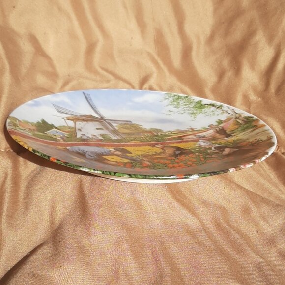 Royal Schwabap 1984 Ter Steege BV. Holland Plate Tulip Harvest 7"D - Picture 10 of 10